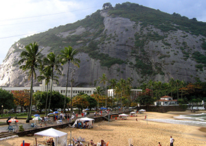 Imagem do Morro da Urca retirada de http://www.vamostrilhar.com.br