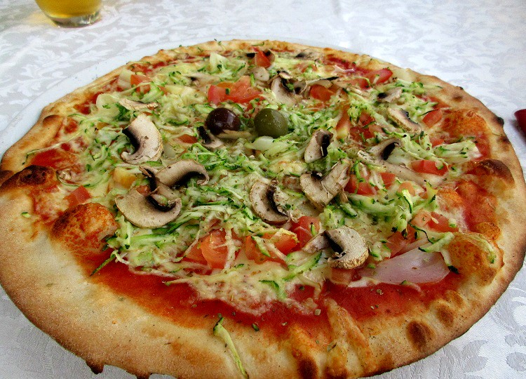 pizza vegetariana croácia