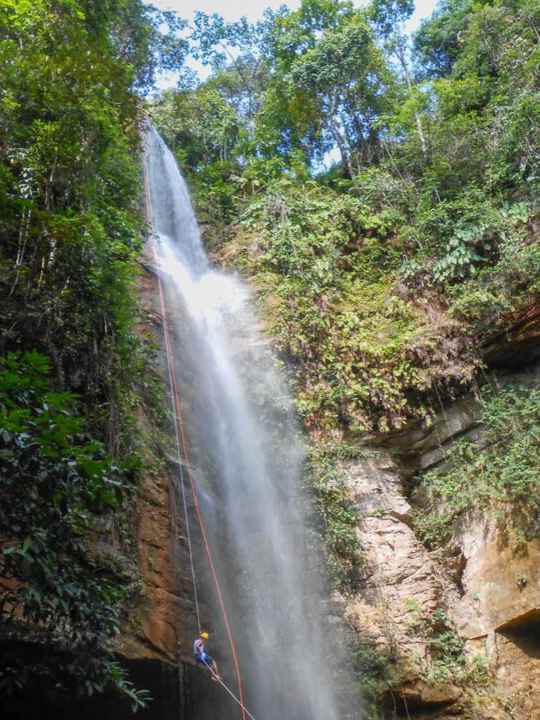 Escorrega Macaco e Cachoeira da Roncadeira no Jalapão