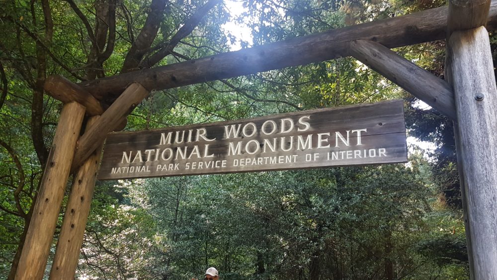 Placa na entrada do Muir Woods