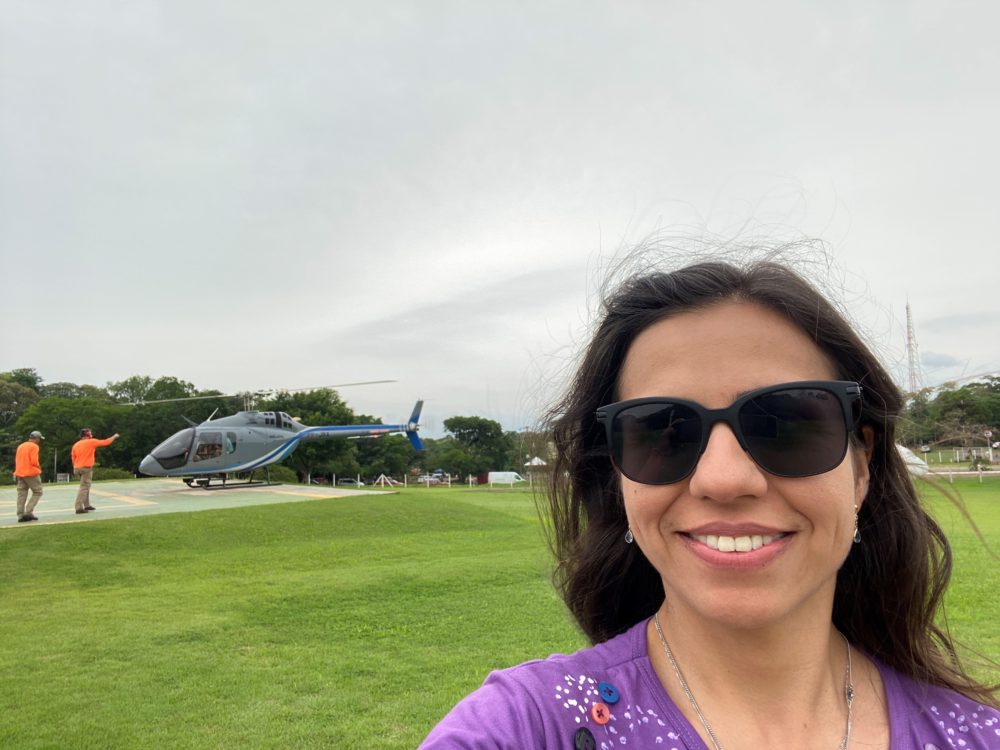 Helicóptero da Helisur em Iguaçu
