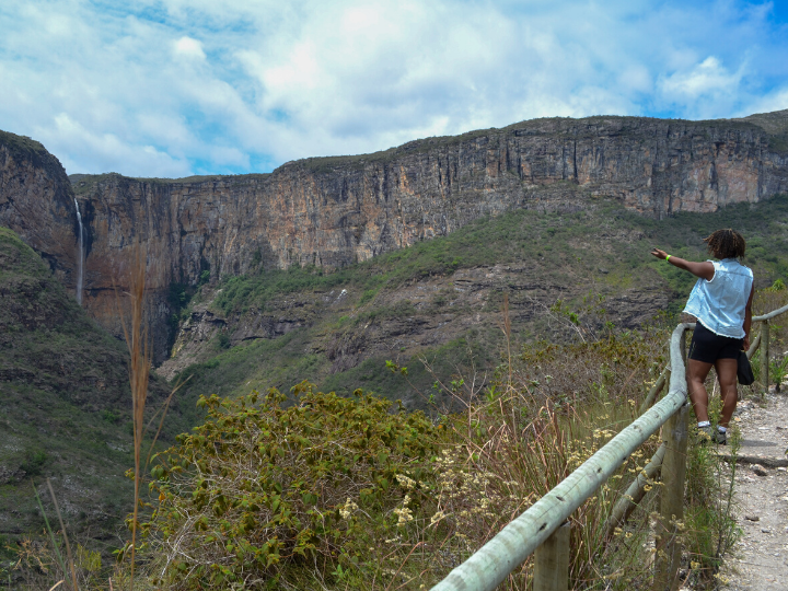 Vista para cachoeira do Tabuleiro, terceira maior do Brasil