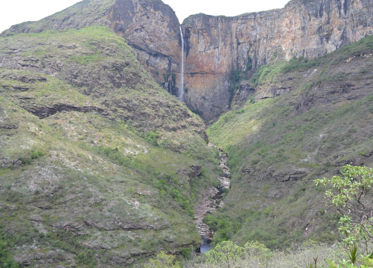 Cachoeira do Tabuleiro em Conceição do Mato Dentro