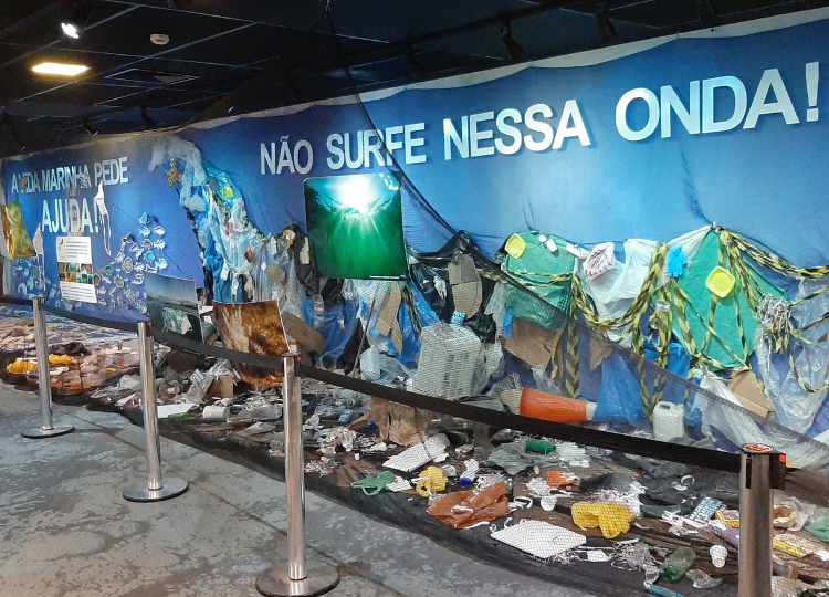 Exposição dentro do Aquário Marinho do Rio de Janeiro.