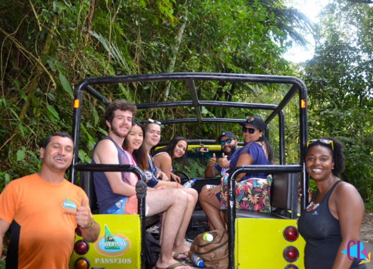 Passeio de 4x4 em Ilhabela-SP