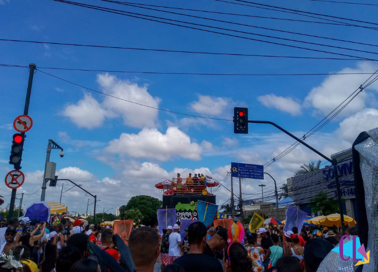 Desfile de blocos de rua em Belo Horizonte