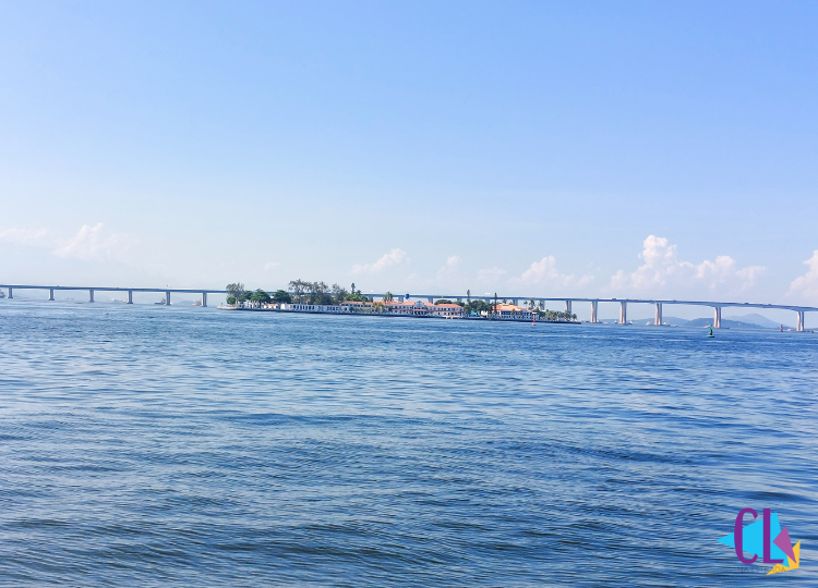 Ponte Rio-Niterói vista da Baía de Guanabara