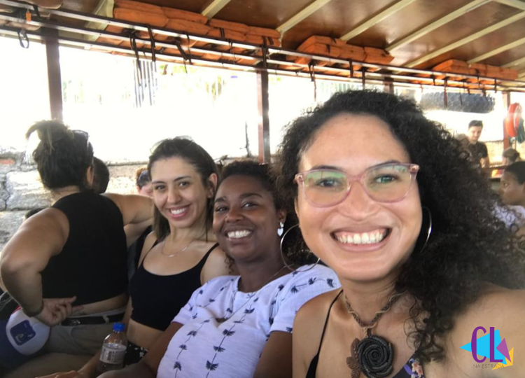 Denise , Tábata e uma amiga no passeio marítimo na Baía de Guanabara