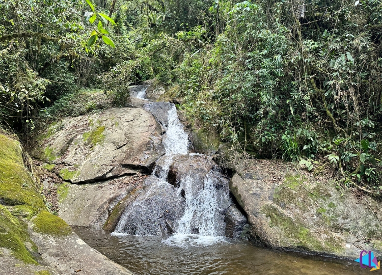 Cachoeira do lajeado alcantilado