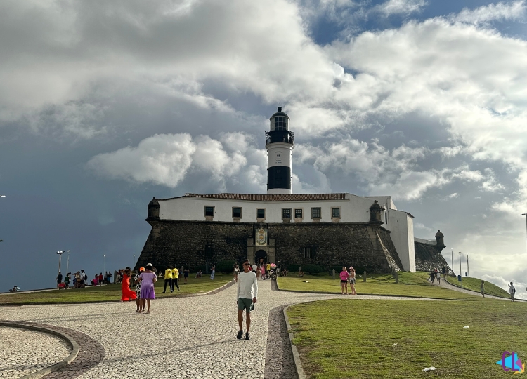 O que fazer em salvador farol da barra